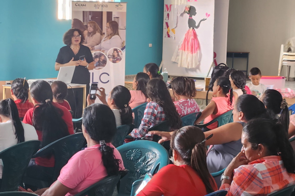 mei-apertura-hn-la-labor-001D0E43FCB-CF88-436B-FF31-C03A08883CF8.jpg