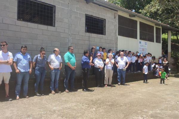 secundario-110814F7C2-FD10-F90A-9C1D-8DDFA5EC5528.jpg